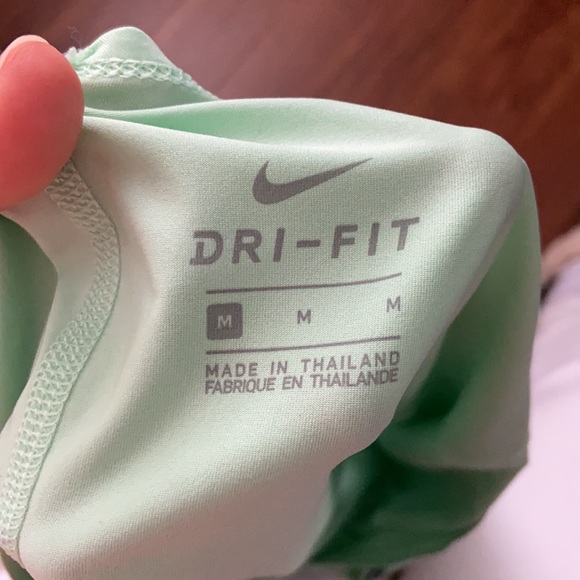 Nike open back tank top! - Picture 2 of 2